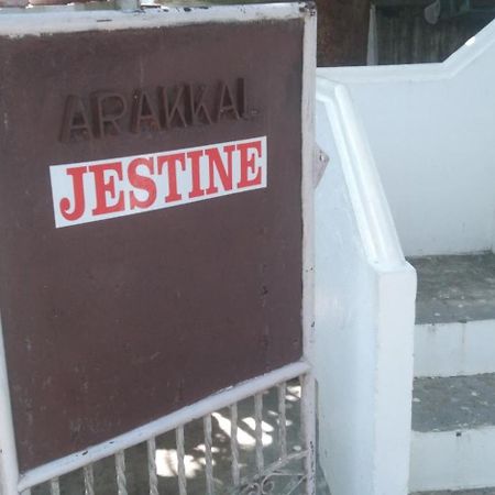Jestine Homestay Kochi Exteriör bild