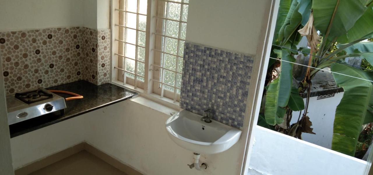 Jestine Homestay Kochi Exteriör bild